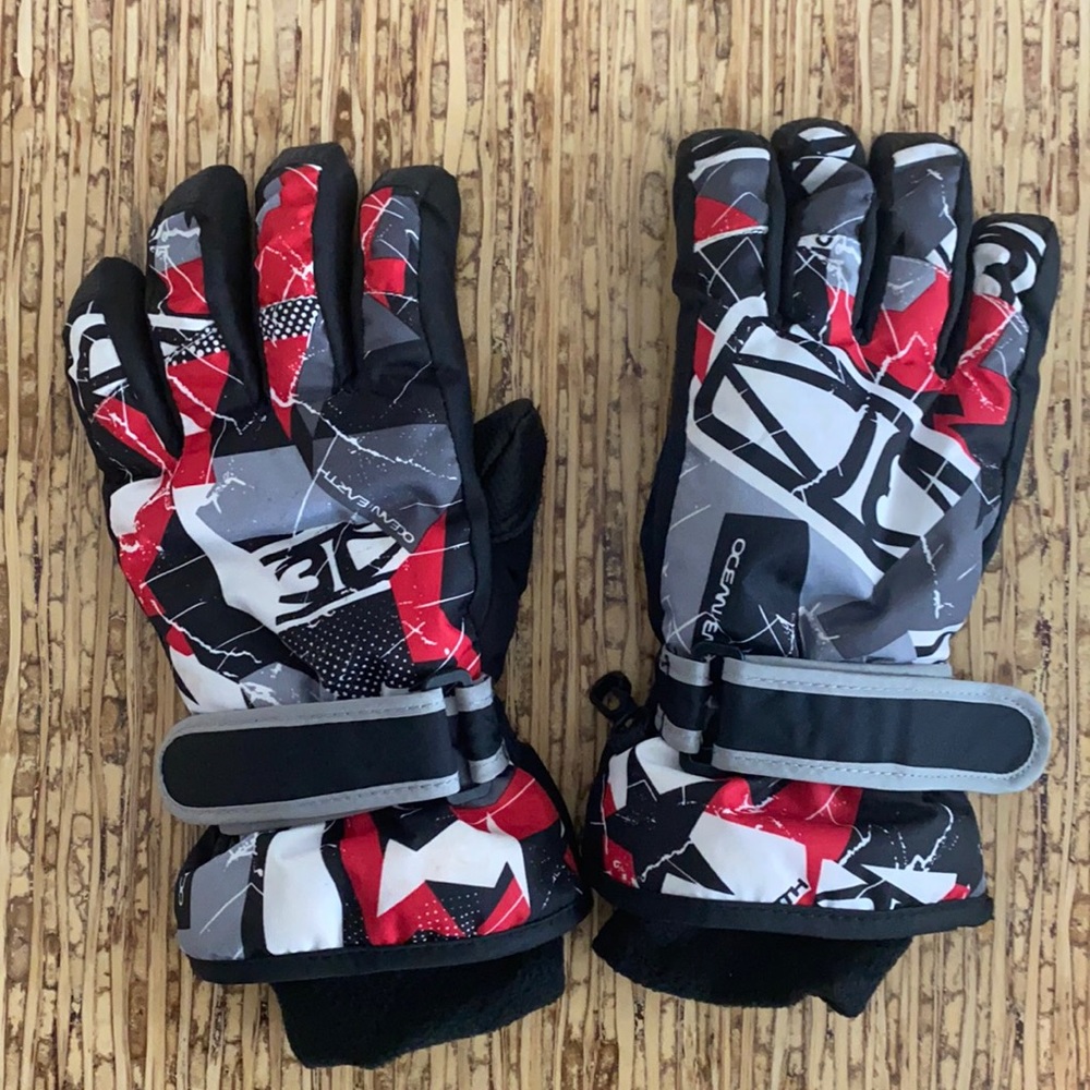 Kids gloves